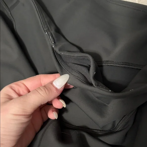 dark gray lululemon size 8 high rise - Picture 5 of 6